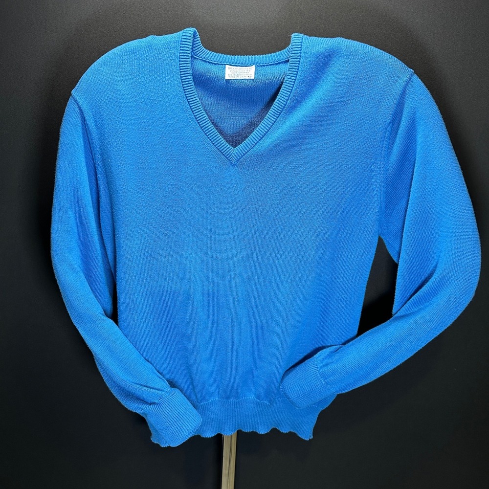 Vintage Brooks Brothers Sweater Men 42 XL Blue Sea Island Cotton V-Neck USA Made